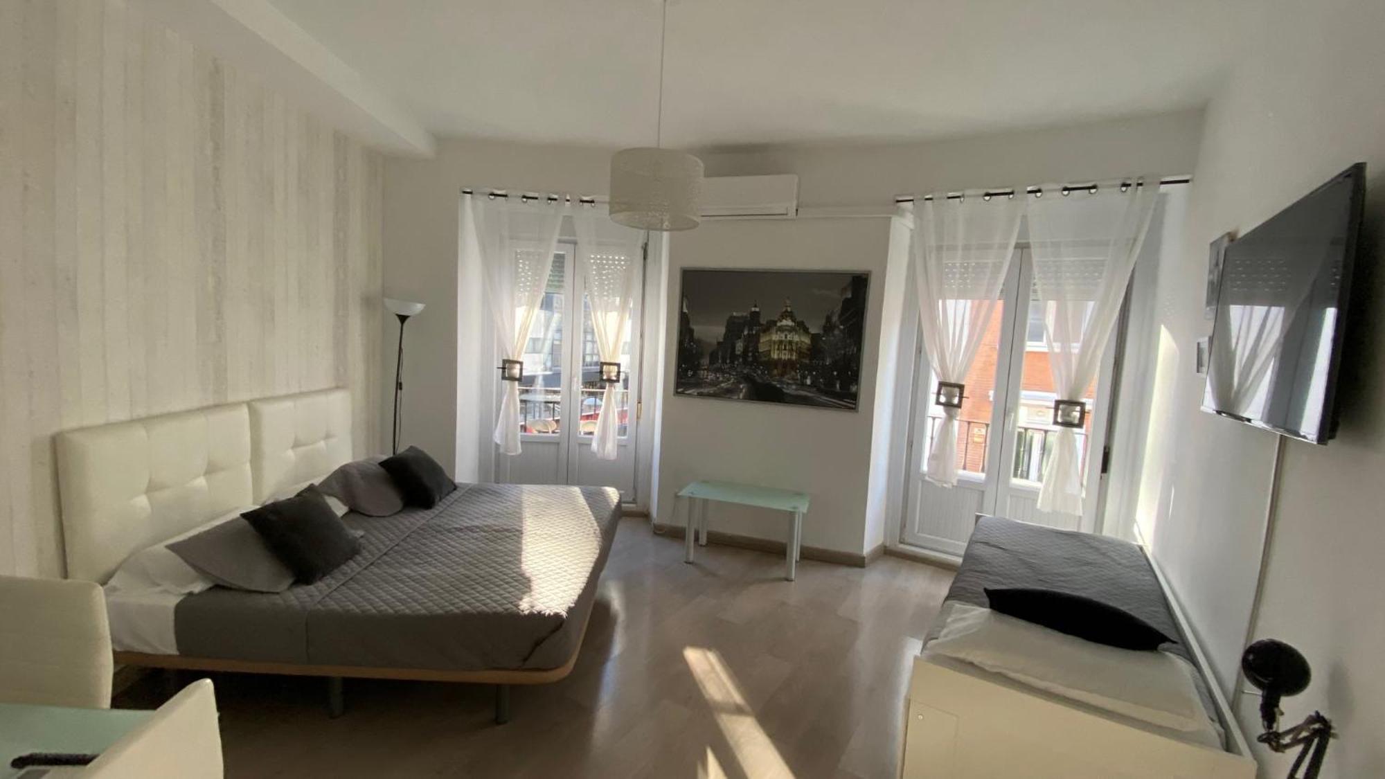 Stay Inn Madrid Ngoại thất bức ảnh