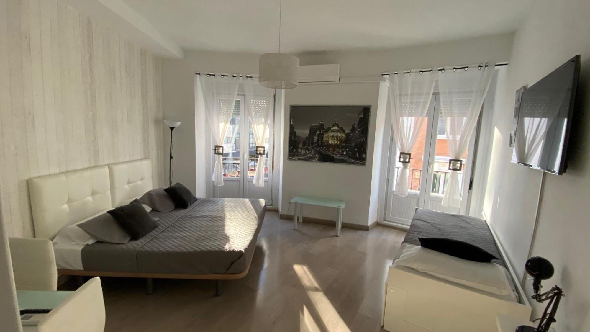 Stay Inn Madrid Ngoại thất bức ảnh
