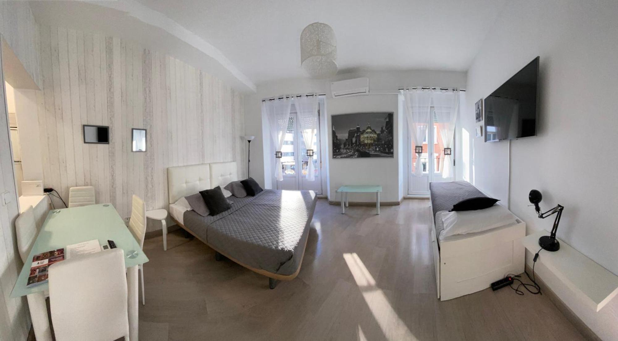 Stay Inn Madrid Ngoại thất bức ảnh